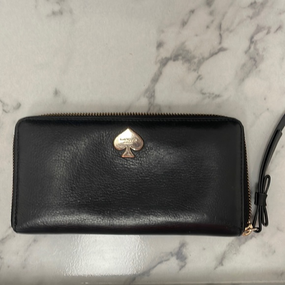Kate Spade Wallet ♠️ Leroy Street - Picture 1 of 6